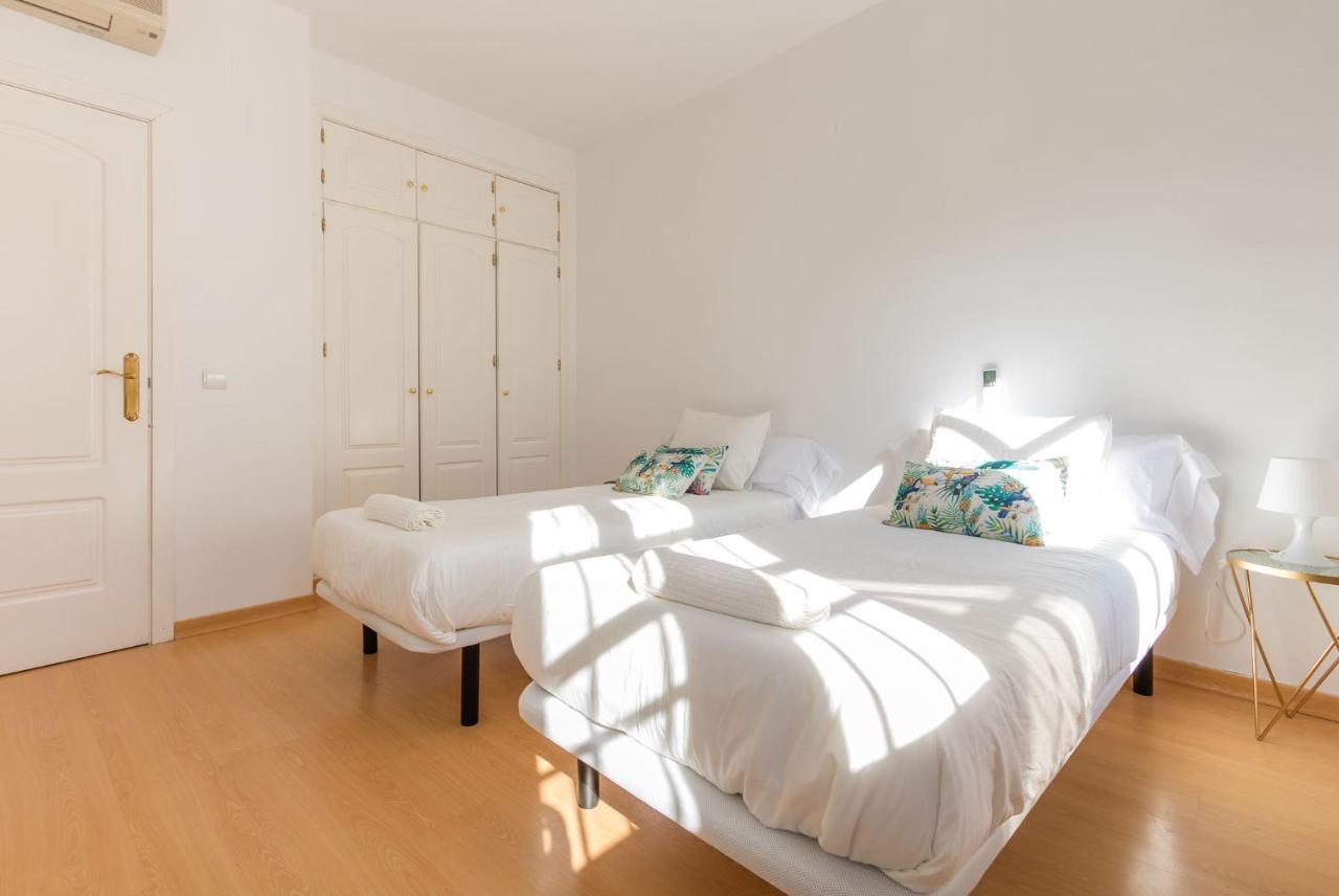 Abades Giralda Suite Seville Luaran gambar